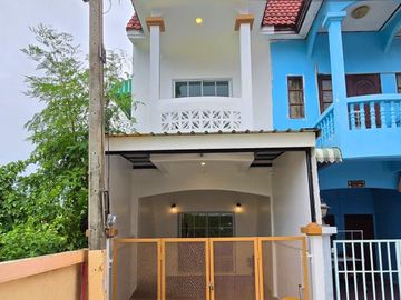 FOR SELL Townhouse/Townhome  Suk Charoen Village BTS-Bang Chak CX-124894