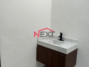 SE VENDE CASA EN SIERRA ALTA RESIDENCIAL