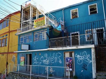 Sitio en Venta en AV. ARGENTINA/PEDRO MONTT/METROTREN BARON