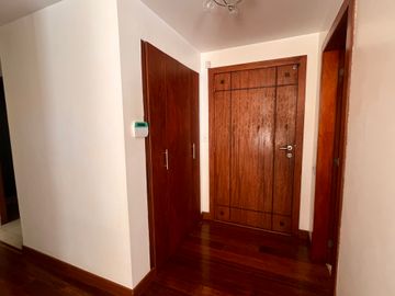Departamento de Oportunidad en Lomas de Monteserrin