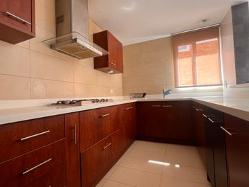 Departamento de Oportunidad en Lomas de Monteserrin