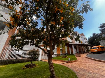 Departamento de Oportunidad en Lomas de Monteserrin