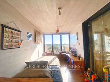 Pichilemu, Casa Iluminada con vista al mar