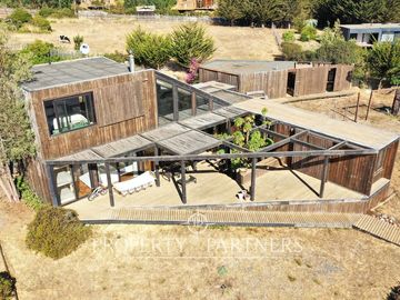 Pichilemu, Casa Iluminada con vista al mar