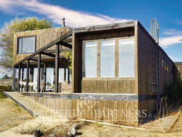 Pichilemu, Casa Iluminada con vista al mar