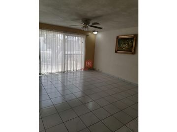 CASA EN VENTA, COLONIA QUINTA DAZ. CD. OBREGÓN, SONORA