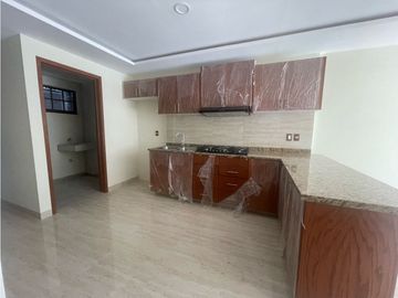 En Renta Depto Nuevo a estrenar  en las Palmas en Privada Cerrada