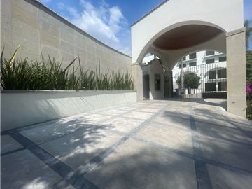 En Renta Depto Nuevo a estrenar  en las Palmas en Privada Cerrada