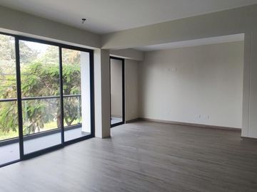 VENTA DE FLAT (3 DORMITORIOS)- AMPLIO BALCÓN CON VISTA A PARQUE- EN SANTIAGO DE SURCO