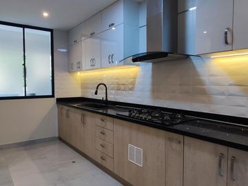 DepartamentoVENTA DE FLAT EN 1ER PISO (3 DORMITORIOS)- EN SANTIAGO DE SURCO- 150 M2 en