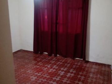 SE VENDE CASA EN BARRIO BANCARIO A METROS DEL PARQUE DE LOS NINOS, EXCELENTE ZONA DE SAN RAFAEL, MENDOZA