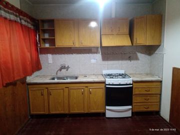 SE VENDE CASA EN BARRIO BANCARIO A METROS DEL PARQUE DE LOS NINOS, EXCELENTE ZONA DE SAN RAFAEL, MENDOZA