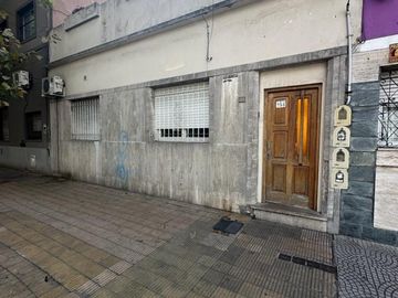 PH 3 AMB. A RECICLAR C/ TERRAZA - 86 metros Totales - QUINTANA 155 - LANUS OESTE