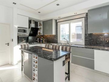 Casa 6 ambientes en Barrio privado Nuevo Quilmes