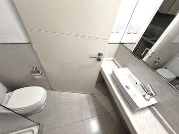Oficina Semipiso Monoambiente divisible moderno en Recoleta APTO CREDITO profesional comercial