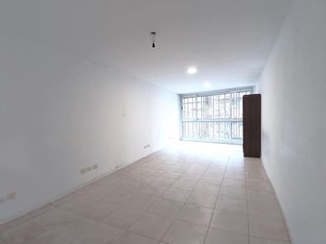 Oficina Semipiso Monoambiente divisible moderno en Recoleta APTO CREDITO profesional comercial