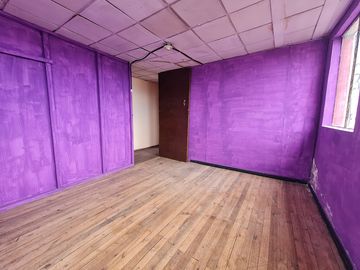 Venta Casa Independiente de 71 m² en Terreno de 291 m², San Fernando Sur de Quito