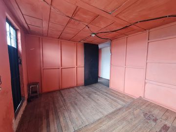 Venta Casa Independiente de 71 m² en Terreno de 291 m², San Fernando Sur de Quito