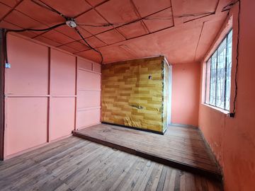 Venta Casa Independiente de 71 m² en Terreno de 291 m², San Fernando Sur de Quito