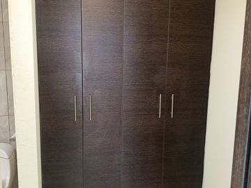 AMPLIA CASA EN VENTA