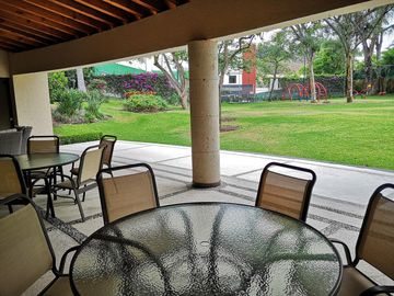Casa en Renta y Venta en Real Las Quintas