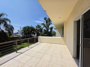 Casa en Renta y Venta en Real Las Quintas