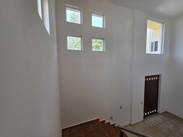 Casa en Renta y Venta en Real Las Quintas