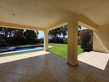 Casa en Renta y Venta en Real Las Quintas