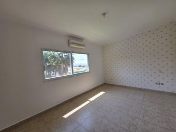 Casa en Renta y Venta en Real Las Quintas