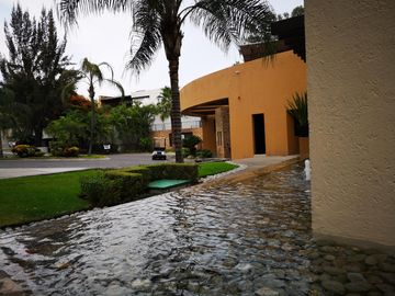 Casa en Renta y Venta en Real Las Quintas