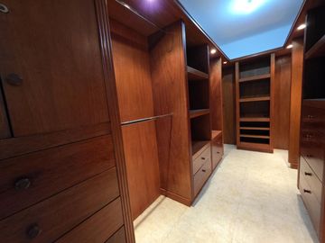 Casa en Renta y Venta en Real Las Quintas