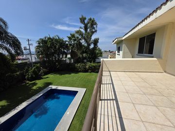Casa en Renta y Venta en Real Las Quintas