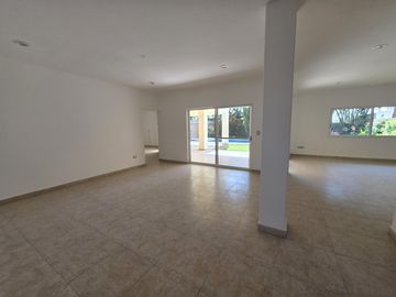 Casa en Renta y Venta en Real Las Quintas