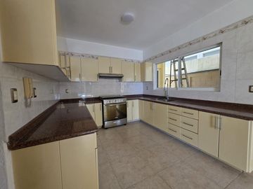 Casa en Renta y Venta en Real Las Quintas