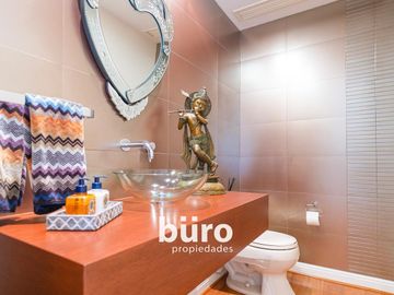 ESPECTACULAR PENTHOUSE TIPO CASITA EN VENTA SAN ISIDRO VISTA PARQUE PECANAS
