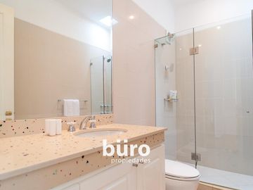 ESPECTACULAR PENTHOUSE TIPO CASITA EN VENTA SAN ISIDRO VISTA PARQUE PECANAS