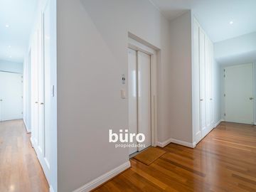 ESPECTACULAR PENTHOUSE TIPO CASITA EN VENTA SAN ISIDRO VISTA PARQUE PECANAS
