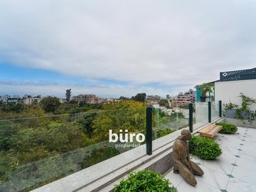 ESPECTACULAR PENTHOUSE TIPO CASITA EN VENTA SAN ISIDRO VISTA PARQUE PECANAS
