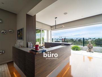 ESPECTACULAR PENTHOUSE TIPO CASITA EN VENTA SAN ISIDRO VISTA PARQUE PECANAS