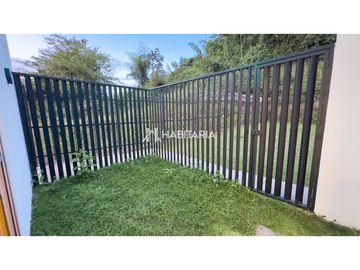 venta de casa en Cerritos con patios internos y paneles solares