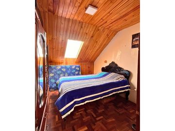 Venta de Casa, Cuenca, Baños 218m²