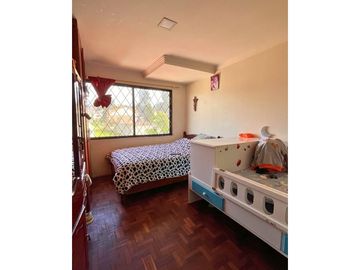 Venta de Casa, Cuenca, Baños 218m²