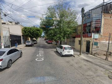JVV - ADQUIERE TU CASA EN COL. ESPERANZA, GDL, JAL.