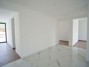 Casa nueva con roof garden, jardín y oficina en Bellavista – Atizapán
