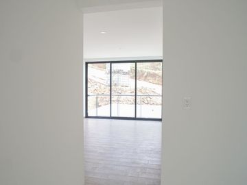 Casa nueva con roof garden, jardín y oficina en Bellavista – Atizapán