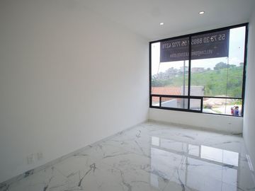 Casa nueva con roof garden, jardín y oficina en Bellavista – Atizapán