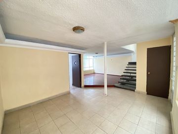 Casa en venta, colonia Nueva Santa María CDMX