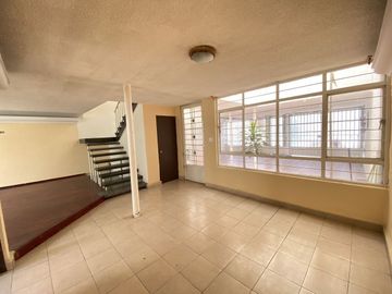 Casa en venta, colonia Nueva Santa María CDMX