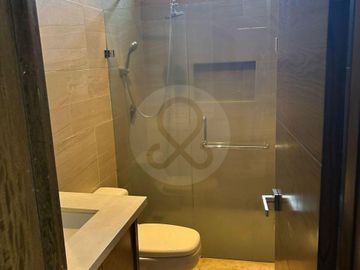Casa en condominio en venta en Las Cañadas