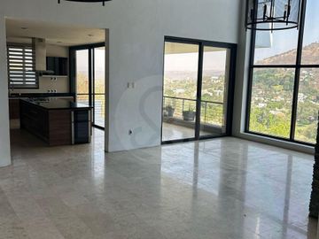 Casa en condominio en venta en Las Cañadas